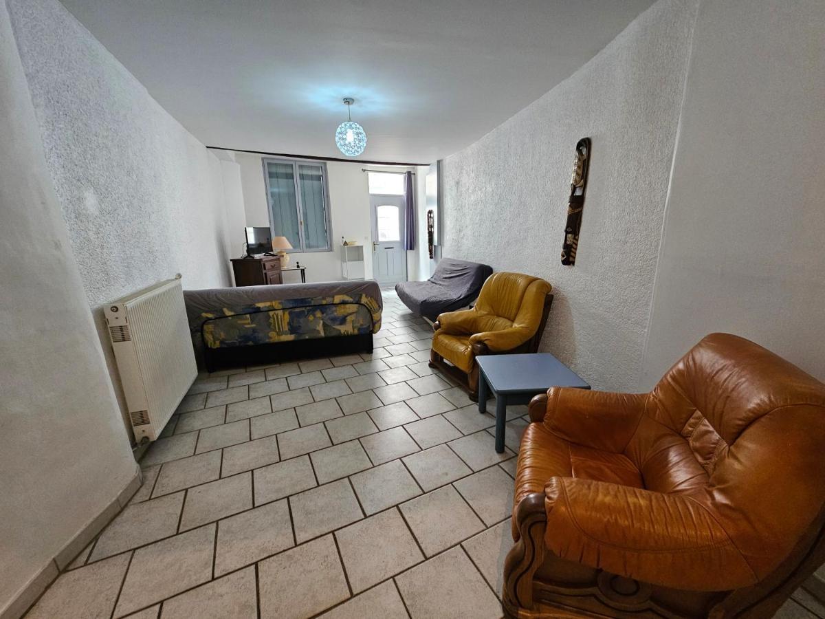 Gite Chez Effat Saint-Aignan  Εξωτερικό φωτογραφία